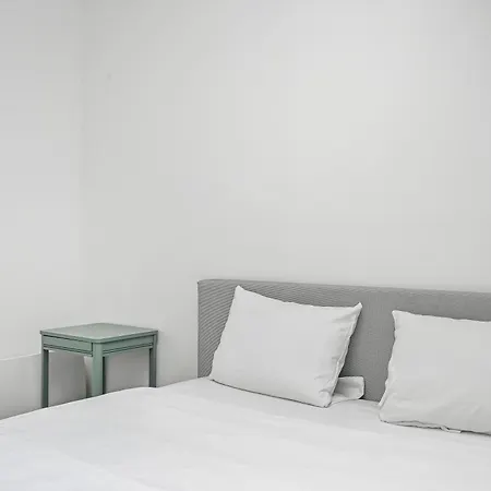 L Apparte Beau 2 Chb Moderne Avec Jardin Prive Parking Proche Centre *