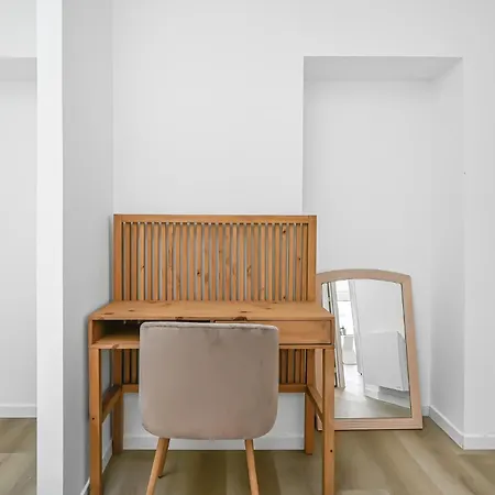 L Apparte Beau 2 Chb Moderne Avec Jardin Prive Parking Proche Centre Lägenhet Évreux