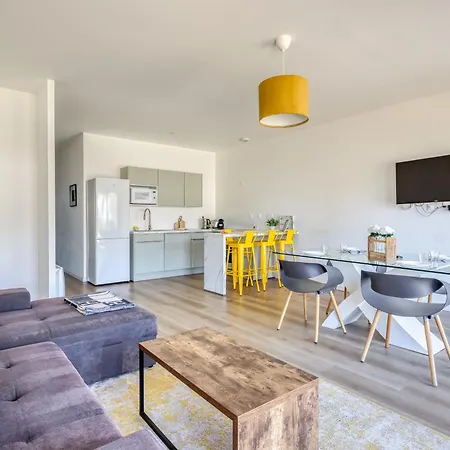 Lägenhet L Apparte Beau 2 Chb Moderne Avec Jardin Prive Parking Proche Centre