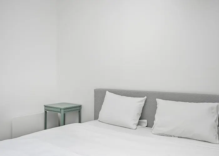 L Apparté Beau 2 Chb Moderne Avec Jardin Privé Parking Proche Centre *